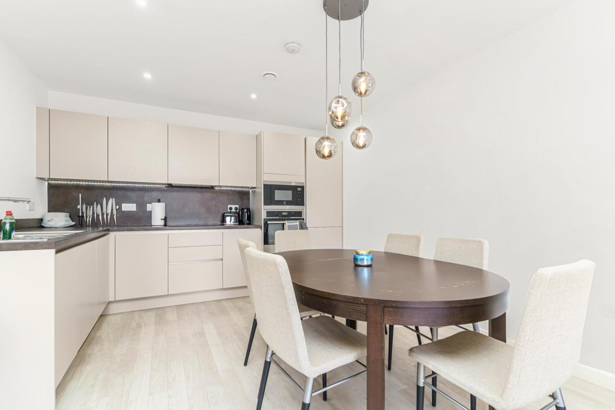 Stylish Surrey Quays Apartment - 10 Mins From Station London Exterior photo